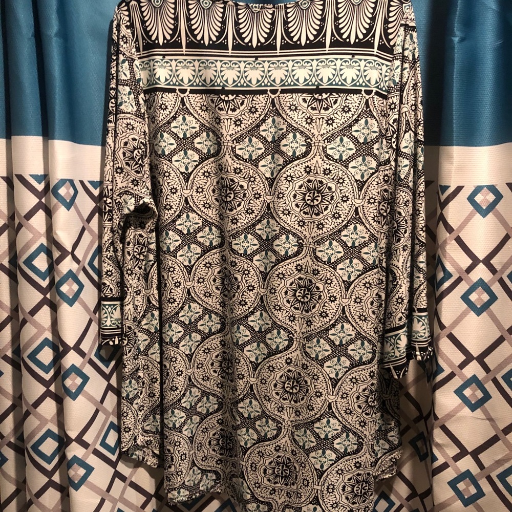 Flowy Pattern Top - image 4